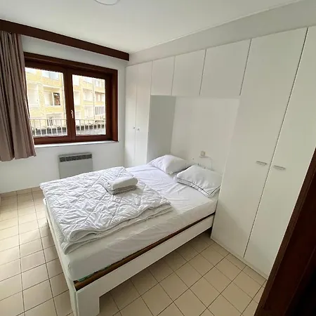 Appart Sympa 6P Avec Garage Et Terrasse Ensoleillee Et Spacieuse A 25M De La Mer Westende Middelkerke Exterior photo